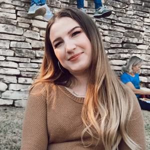 Meet your Posher, Stacey